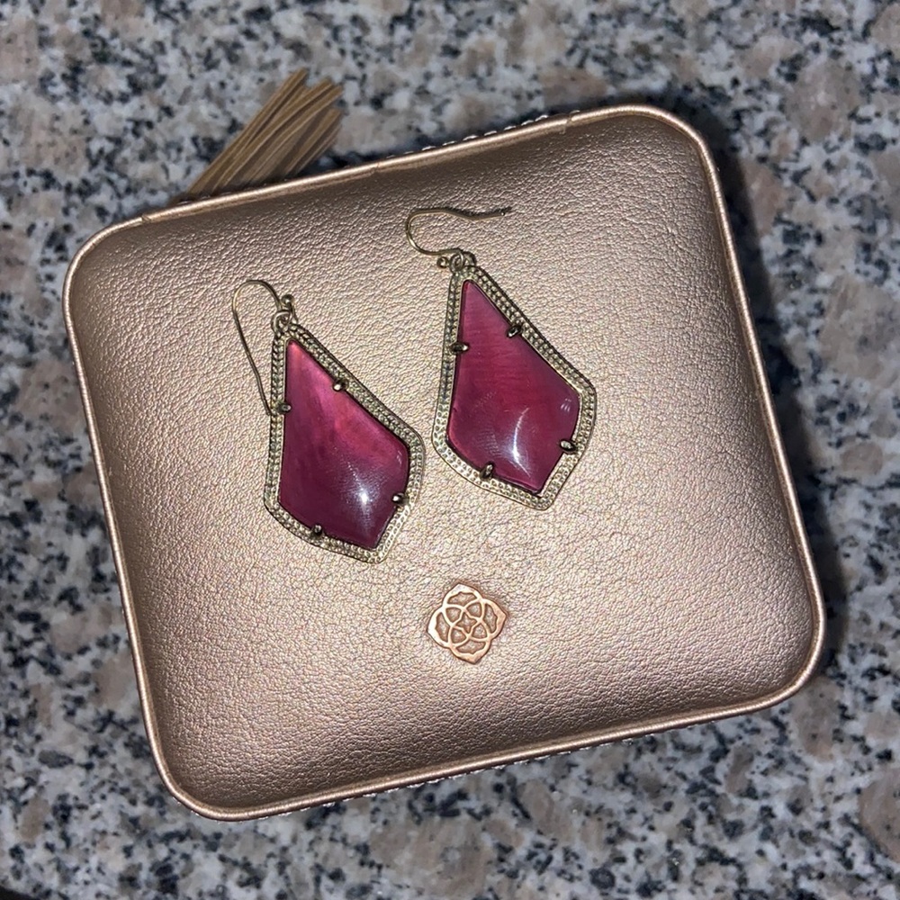 Kendra Scott Sophia Earrings in Burgundy